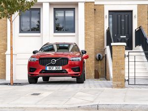 Supporting image for story: The Volvo XC60 is now only available with hybrid powertrains