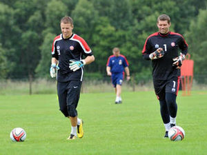 Supporting image for story: David Grof warns Jimmy Walker he wants to keep Saddlers No 1 spot