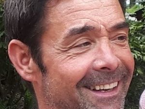 Supporting image for story: Man denies murdering plumber and will stand trial