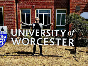 Supporting image for story: Former Syrian TV presenter who sought refuge in West Midlands to inspire others in new teaching career