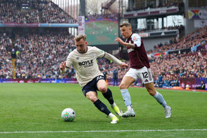 Lucas Digne battles with Jarrod Bowen of West Ham United (Photo by Michael Regan/Getty Images)