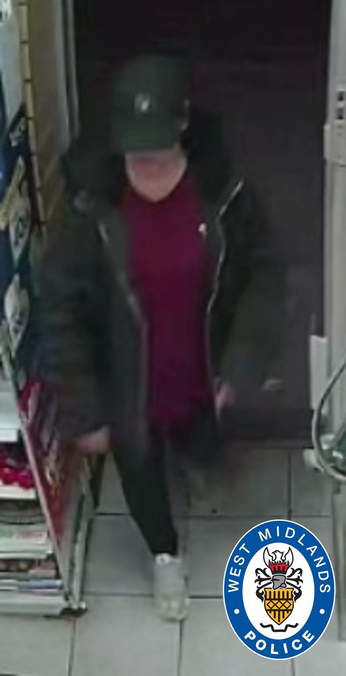 Police release image of suspect following assault and robbery in Walsall