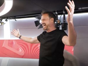 Supporting image for story: Jamie Theakston says he is cancer free as he returns to Heart Breakfast