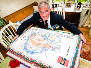 Supporting image for story: Huge cake will go from Church Stretton to Falklands vets