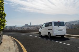 The Nissan e-NV200 Combi Plus 7 Seater Evalia
