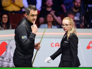 Supporting image for story: Ronnie O’Sullivan ‘wanted to prove referee was wrong’ in bizarre Crucible moment