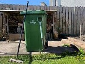 Supporting image for story: Powys garden waste recycling collections