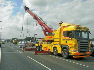 Supporting image for story: Eleven mile tailbacks as 18-ton gearbox slams on to M6