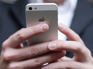 Supporting image for story: Apple's new iOS update aims to make driving with your iPhone safer