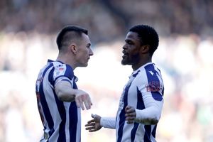 EDITORIAL USE ONLY. No use with unauthorized audio, video, data, fixture lists, club/league logos or 'live' services. Online in-match use limited to 120 images, no video emulation. No use in betting, games or single club/league/player publications