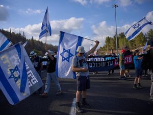 Supporting image for story: Protesters go on strike in Israel demanding ceasefire and hostage releases