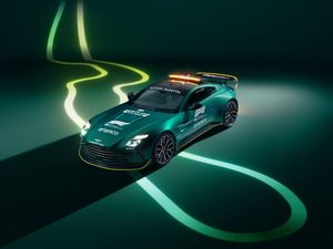 Supporting image for story: Aston Martin’s latest Vantage will become Formula One’s new safety car