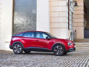 Supporting image for story: Citroen introduces new Sense trim to C4 line-up