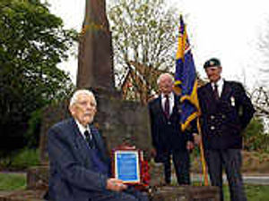 Supporting image for story: Arthur tends war memorial for 77 years