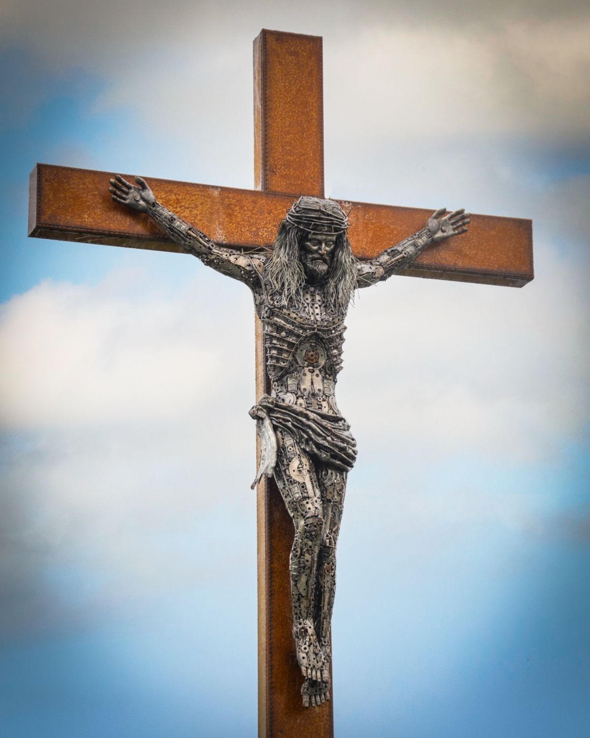 Jesus Christ depicted in latest British Ironwork Centre sculpture in Shropshire which has taken years to perfect - full details here