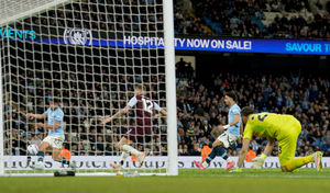 Supporting image for story: Man City 2 Aston Villa 1: Villa hit with late blow in quest for Champions League return