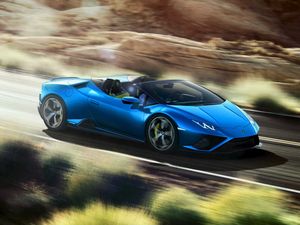Supporting image for story: Lamborghini saw record sales in second half of 2020