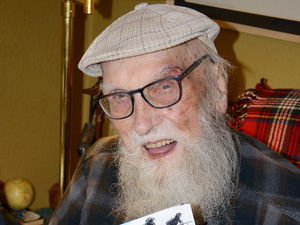 Supporting image for story: French mag spotlights war veteran's peace message