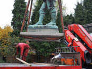 Supporting image for story: Tribute to war dead gets new home