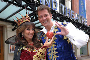 Supporting image for story: Star couple Linda Lusardi and Sam Kane launch panto