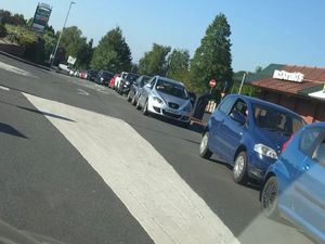 Supporting image for story: Traffic jam as KFC reopens Telford drive-through