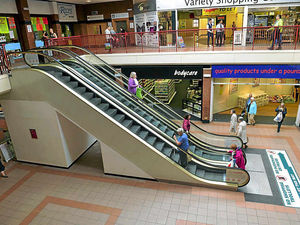 Supporting image for story: Campaign to cut accidents on escalators