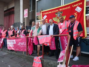 Supporting image for story: Striking postal workers vow to ‘fight hard’ for improved pay deal