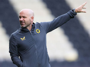 Supporting image for story: Wolves U21 boss James Collins: Nathan Fraser is a dream to work with