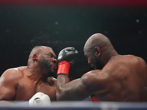 Supporting image for story: Jarrell Miller involved in bizarre incident as hairpiece comes off during fight