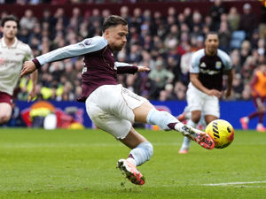 Supporting image for story: Matty Cash: Aston Villa title talk must wait until after Christmas dinner