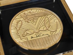 Supporting image for story: Sir Paul McCartney gold and silver coins put up for auction