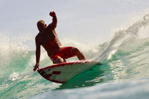 Surfing up a storm. Photo by @liveomoment