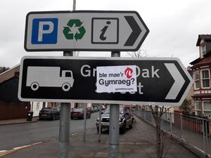 Supporting image for story: Anger over English-only road signs