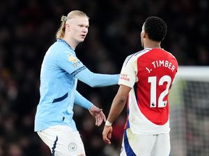 Supporting image for story: Pep Guardiola urges Manchester City to raise their game against Arsenal