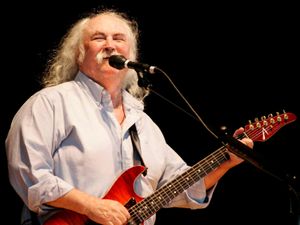 Supporting image for story: Neil Young hails David Crosby as ‘the heart’ of their eponymous US supergroup