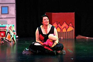 Eunice Clagg (Esther Stanford) as Cinderella