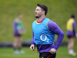 Supporting image for story: Tom Curry ‘desperate’ to face Japan despite recent concussion – Steve Borthwick