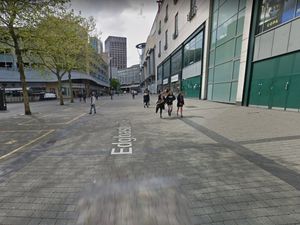 Supporting image for story: Man stabbed in city centre attack