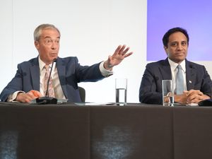 Supporting image for story: Farage says non-dom policy ‘very attractive’ despite tax expert cost warning