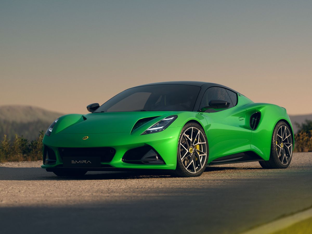 Lotus reveals new Emira V6 SE and Turbo models