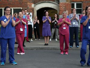 Supporting image for story: Sunak says no return to austerity but hints at public sector pay freeze