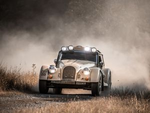Supporting image for story: Morgan’s Plus Four CX-T shows the firm’s off-road ambitions