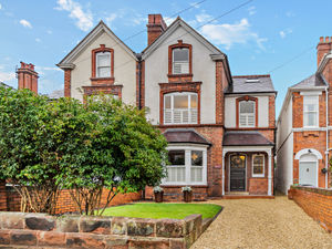 Supporting image for story: Period home in Shrewsbury could provide 'ultimate dream' 