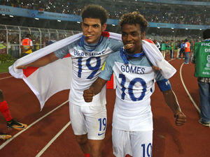 Supporting image for story: Fomer West Brom defender Des Lyttle hails Wolves' star pupil Morgan Gibbs-White