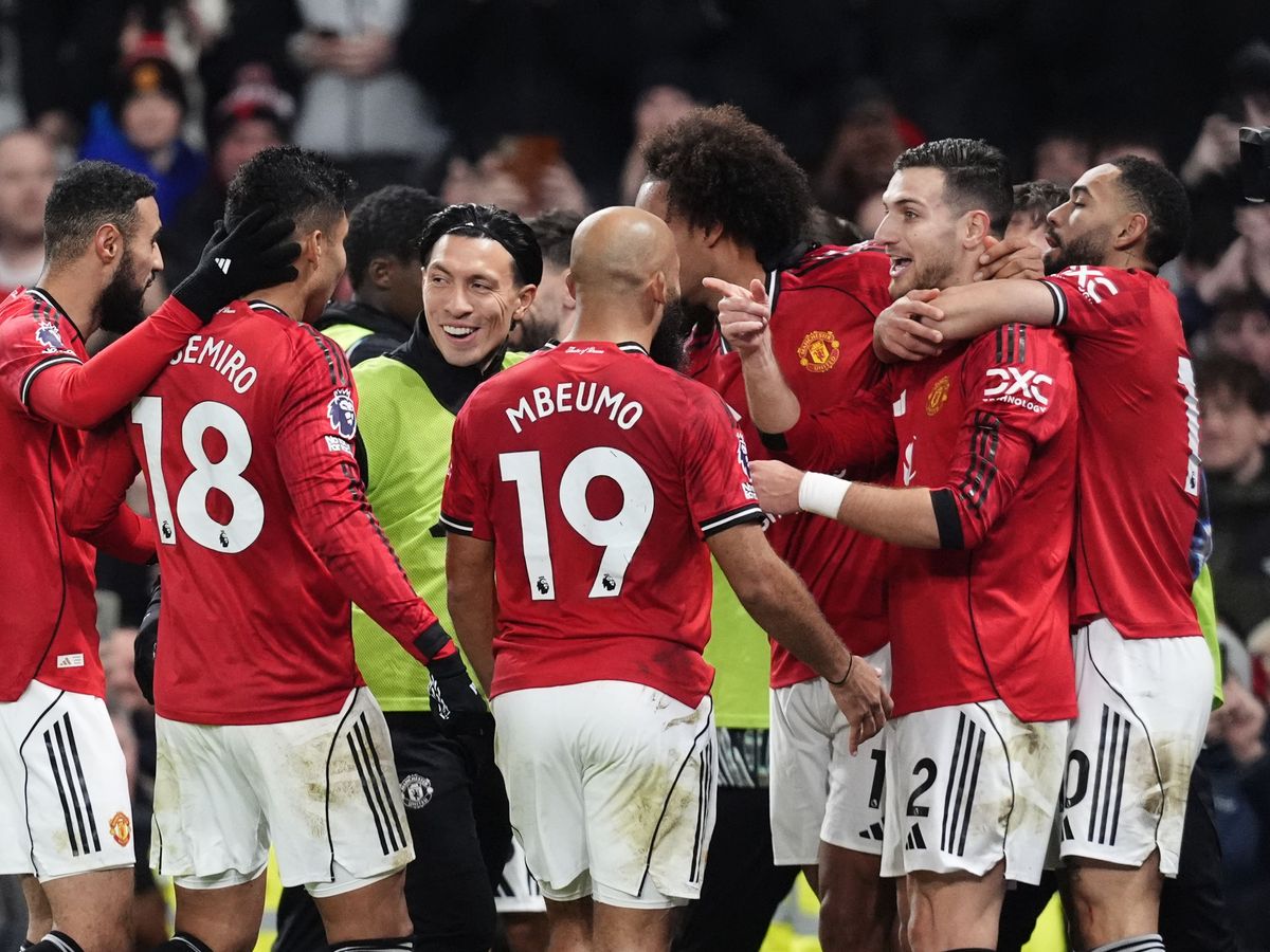 Diogo Dalot: Manchester United squad must become &lsquo;more obsessed&rsquo; with success