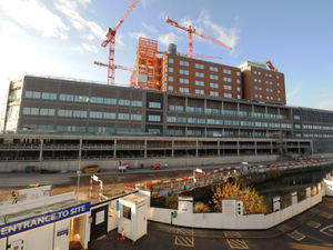 Supporting image for story: Midland Met Hospital contractors want costs paid