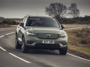Supporting image for story: Volvo kickstarts online sales and subscriptions for XC40 Recharge