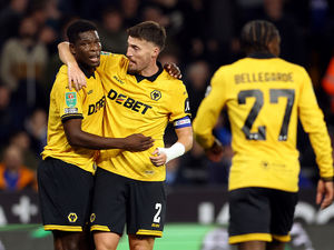 Supporting image for story: Carabao Cup: Wolves 2 Everton 0 - Report