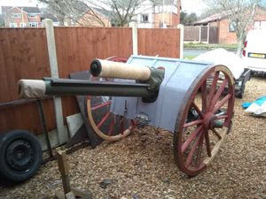 The replica artillery gun  