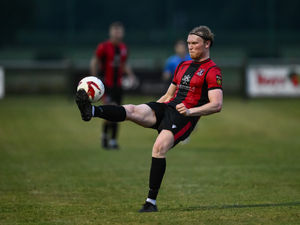 Supporting image for story: Ten man Guils take bragging rights over poor Newtown